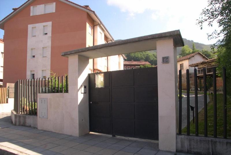 Apartamento En Contranquil Appartement Onís Buitenkant foto